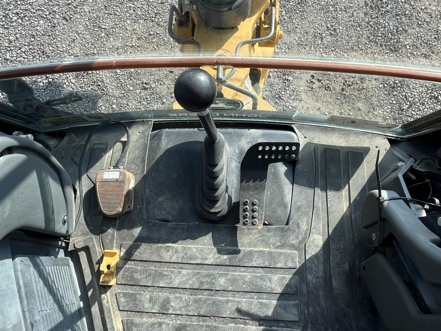 imagenes/INVOICE/2026/18818/Retroexcavadora_John_Deere_310SJ_32.JPG