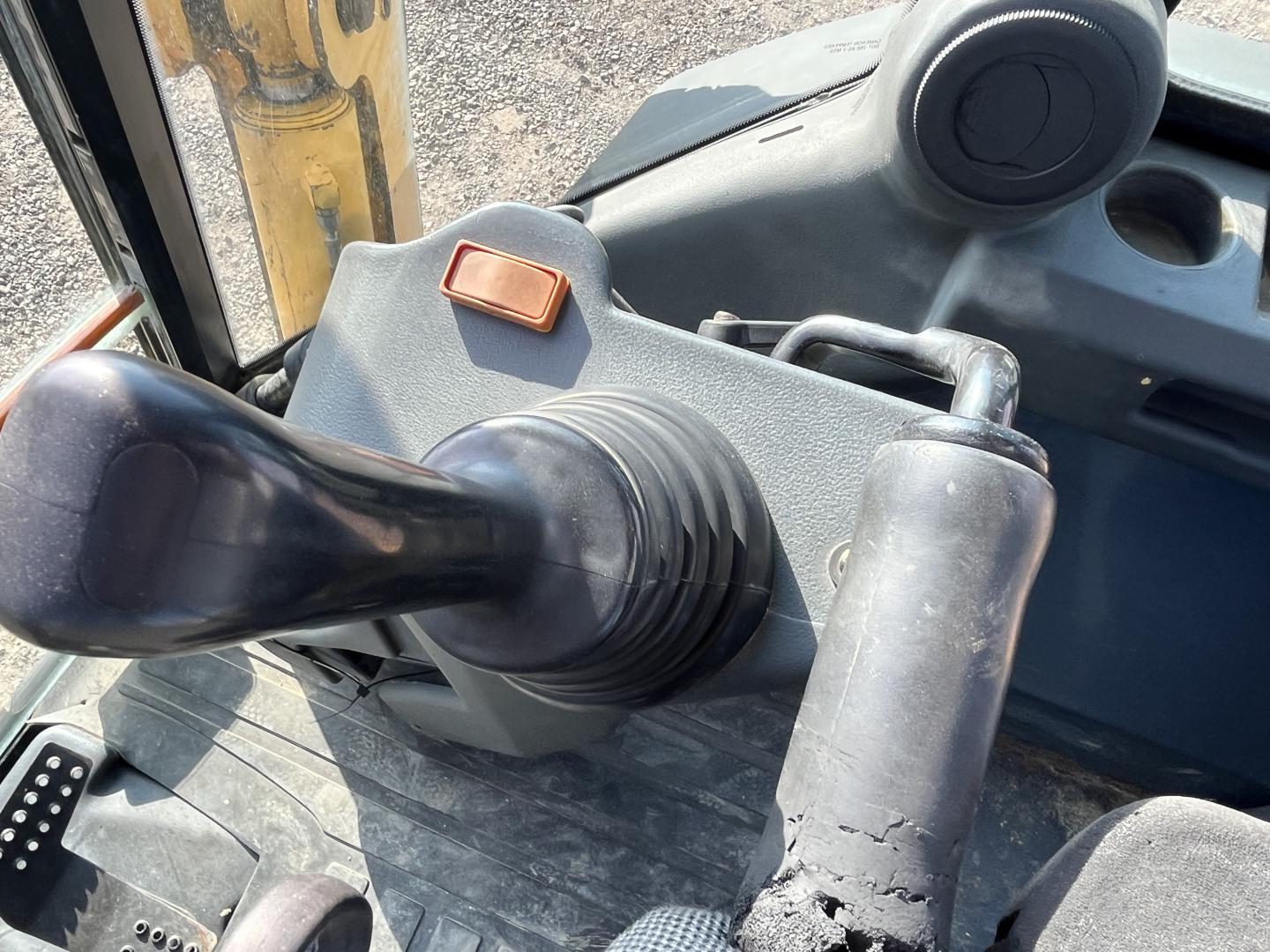 imagenes/INVOICE/2026/18818/Retroexcavadora_John_Deere_310SJ_33.JPG