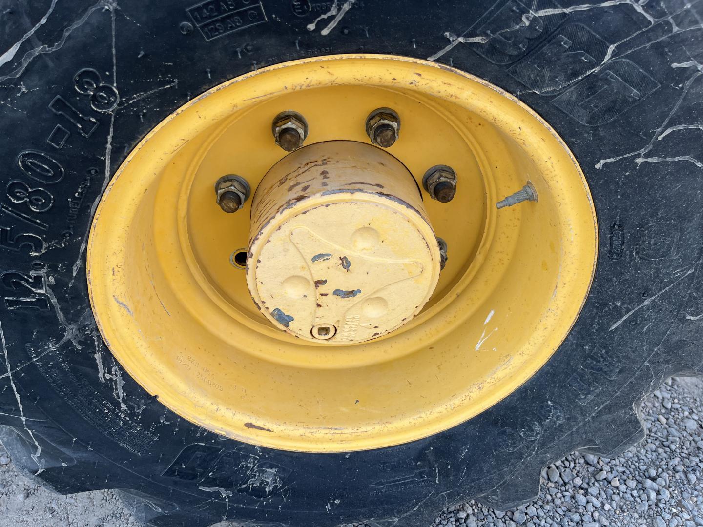 imagenes/INVOICE/2026/18818/Retroexcavadora_John_Deere_310SJ_7.JPG