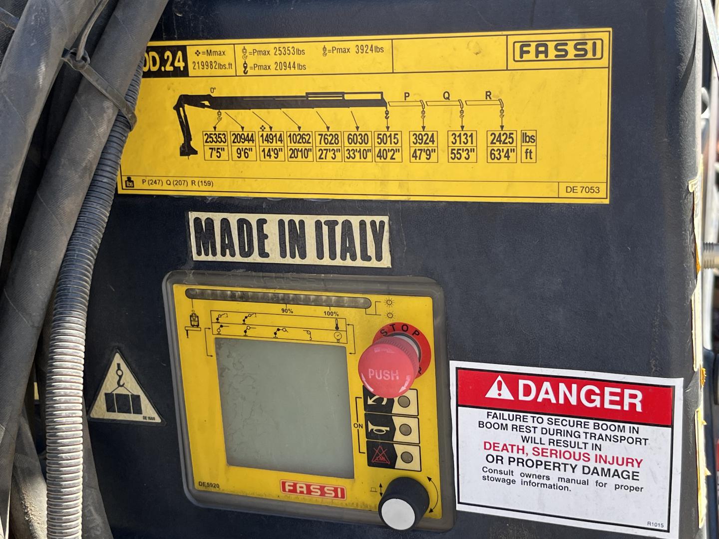 imagenes/INVOICE/2026/18825/GRUA_ARTICULADA_FASSI_F330D.24_18.JPG