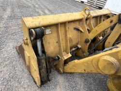 RETROEXCAVADORA CATERPILAR 450F