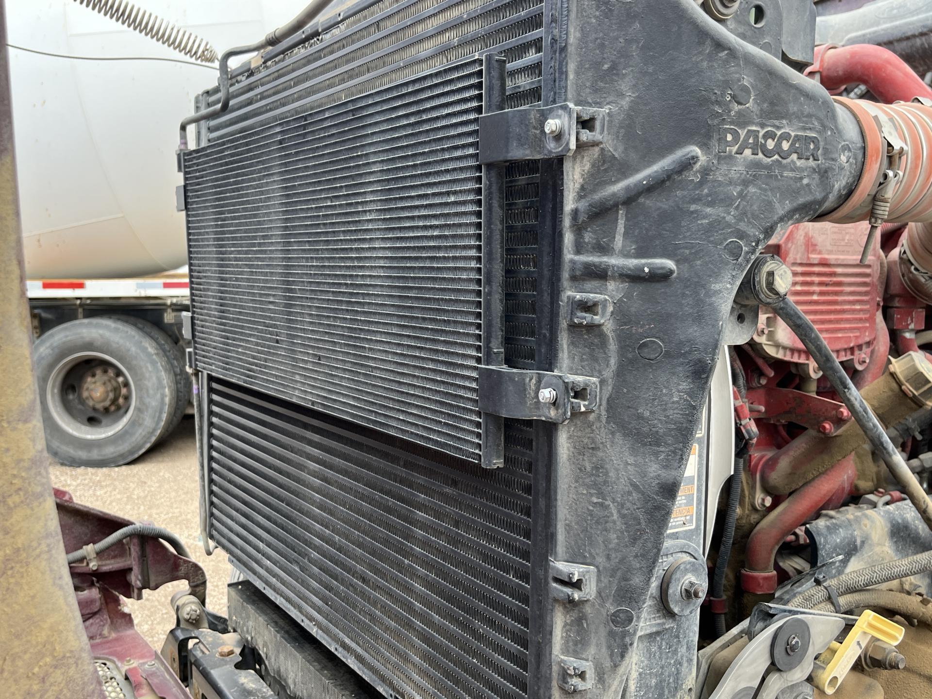 imagenes/INVOICE/2026/18831/CAMION_PIPA_PETERBILT_367_25.JPG