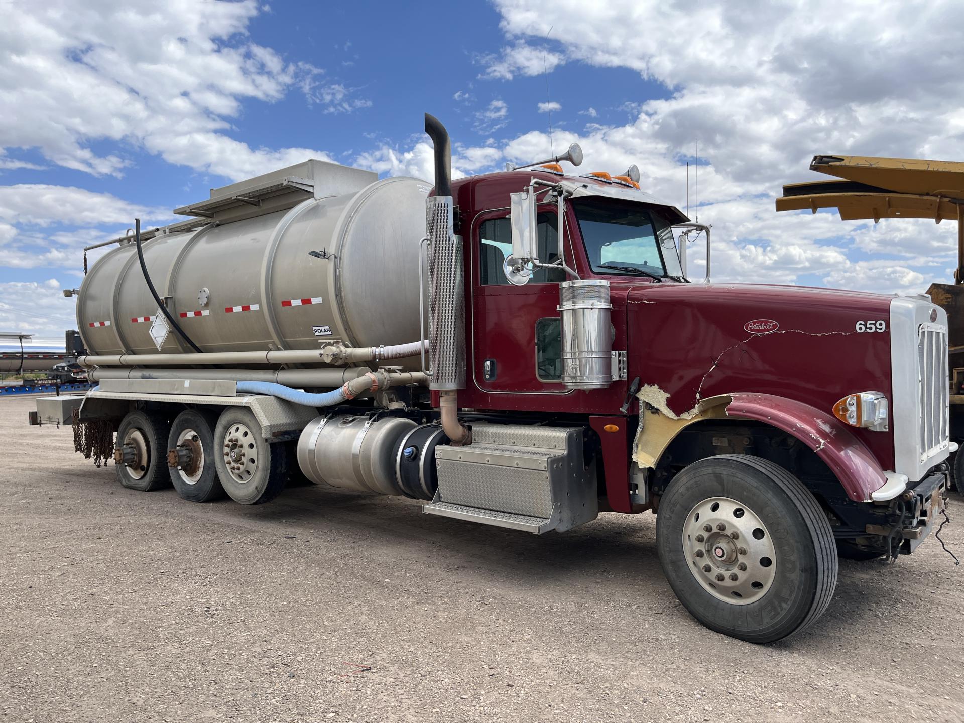 imagenes/INVOICE/2026/18831/CAMION_PIPA_PETERBILT_367_3.JPG
