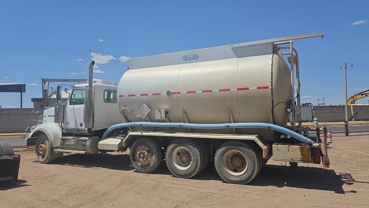 imagenes/INVOICE/2026/18832/CAMION_PIPA_SPC_DOT_407_1.jpg