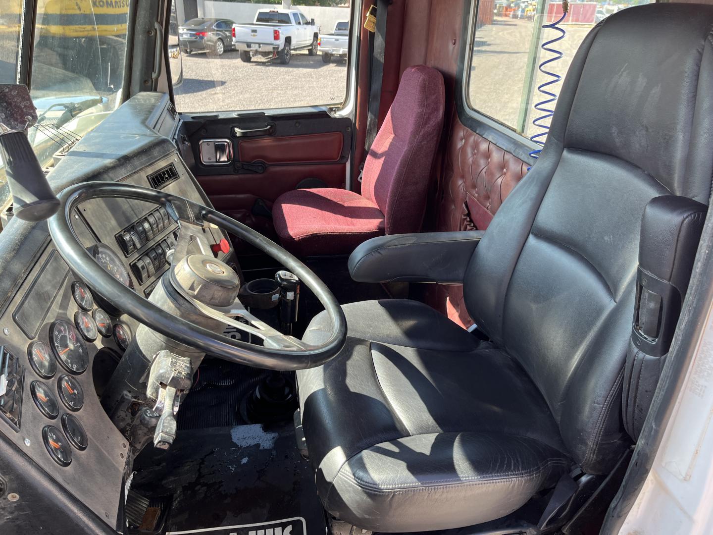 imagenes/INVOICE/2026/18832/CAMION_PIPA_WESTERN_STAR_4900_DOT_407_12.JPG