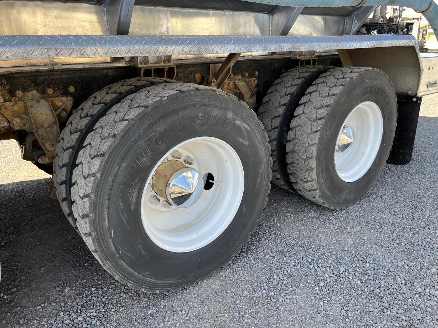 imagenes/INVOICE/2026/18832/CAMION_PIPA_WESTERN_STAR_4900_DOT_407_29.JPG