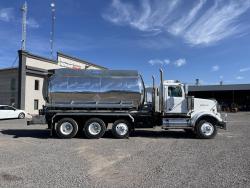 CAMION PIPA WESTERN STAR 4900 (DOT 407)