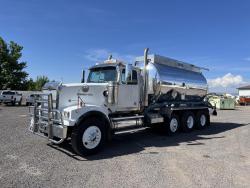 CAMION PIPA WESTERN STAR 4900 (DOT 407)