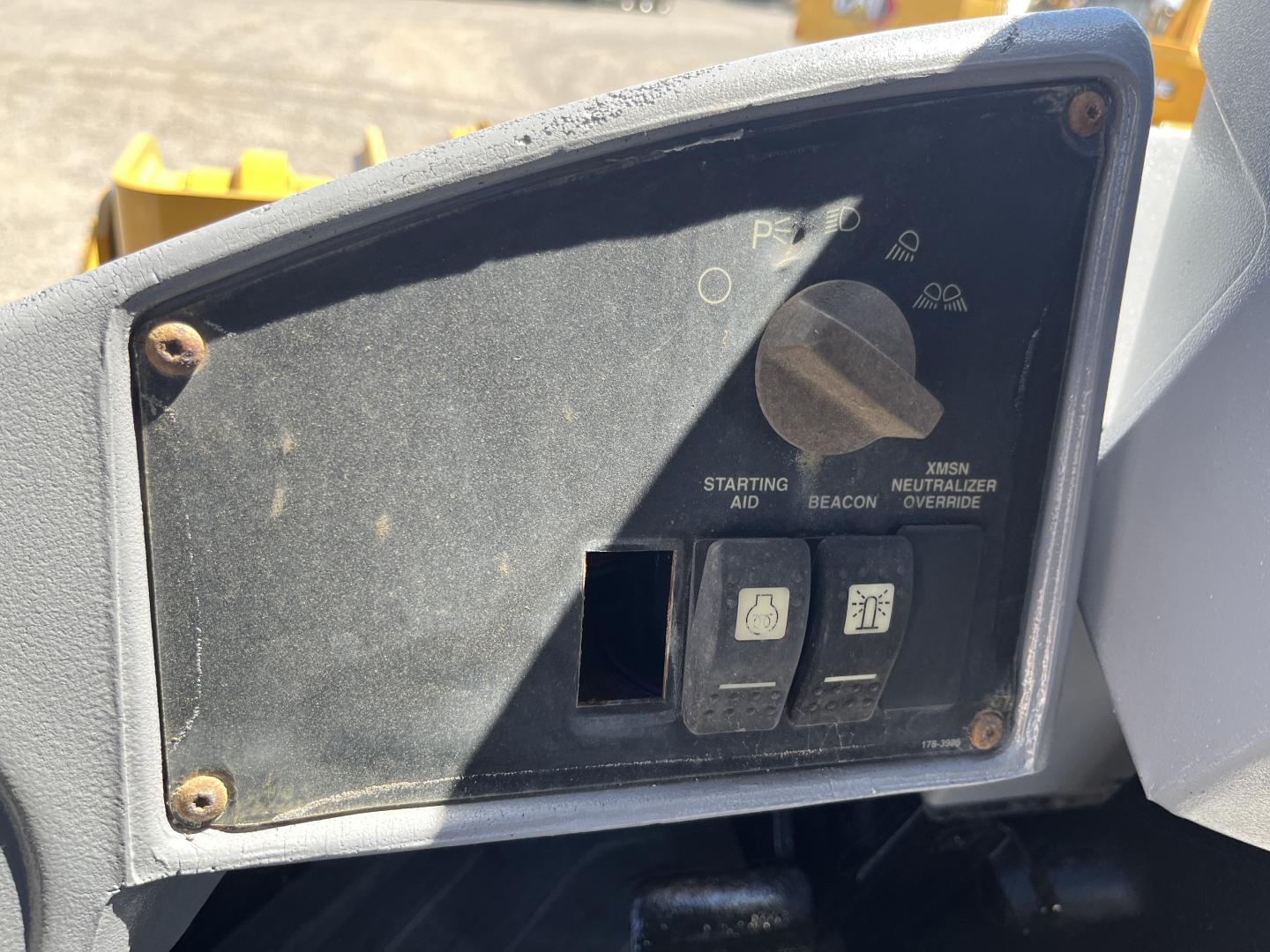 imagenes/INVOICE/2026/18839/CARGADOR_FRONTAL_CATERPILLAR_914G_19.JPG