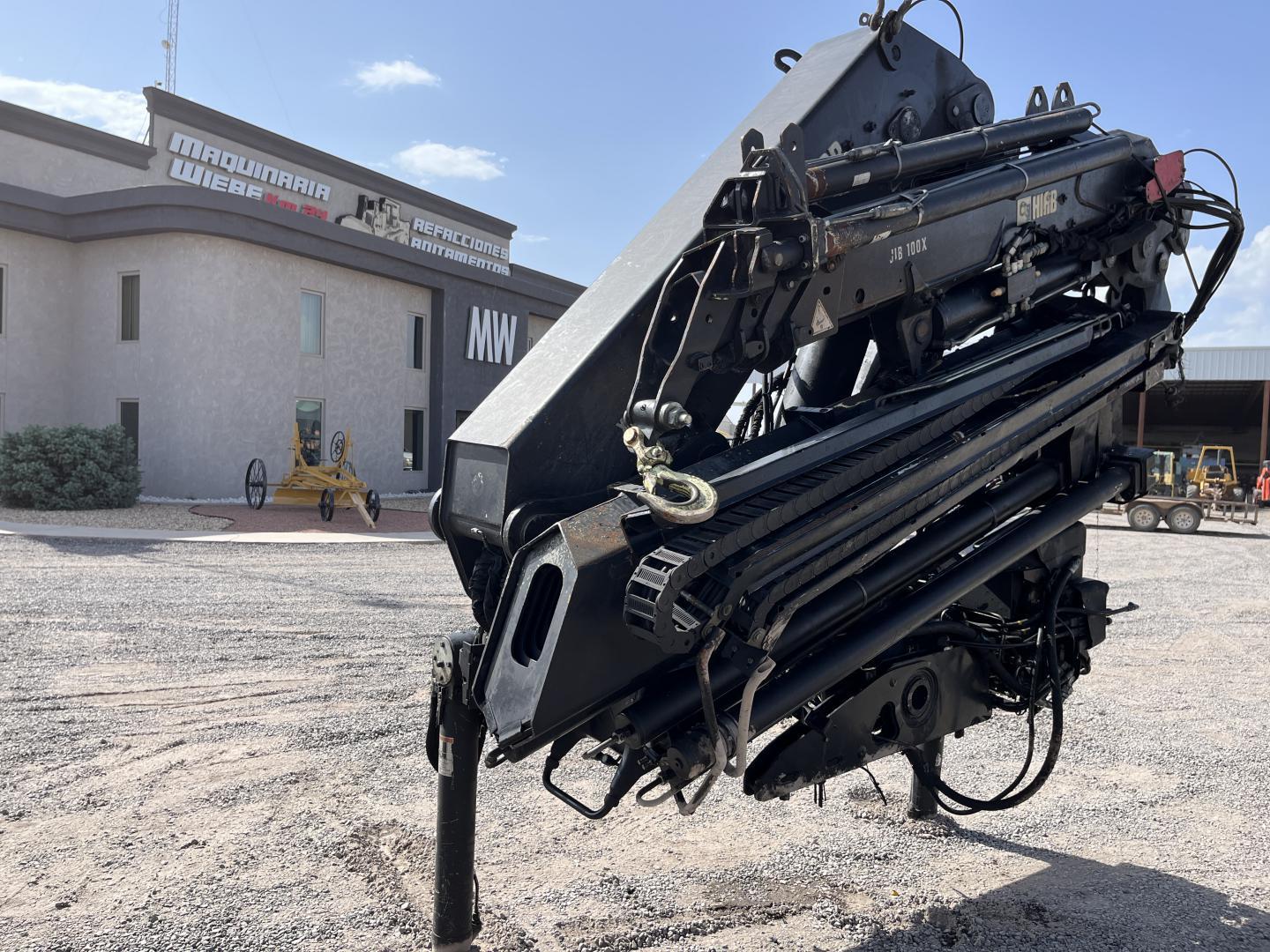 imagenes/INVOICE/2026/18841/GRUA_HIAB_322E-4_HIPRO_7.JPG