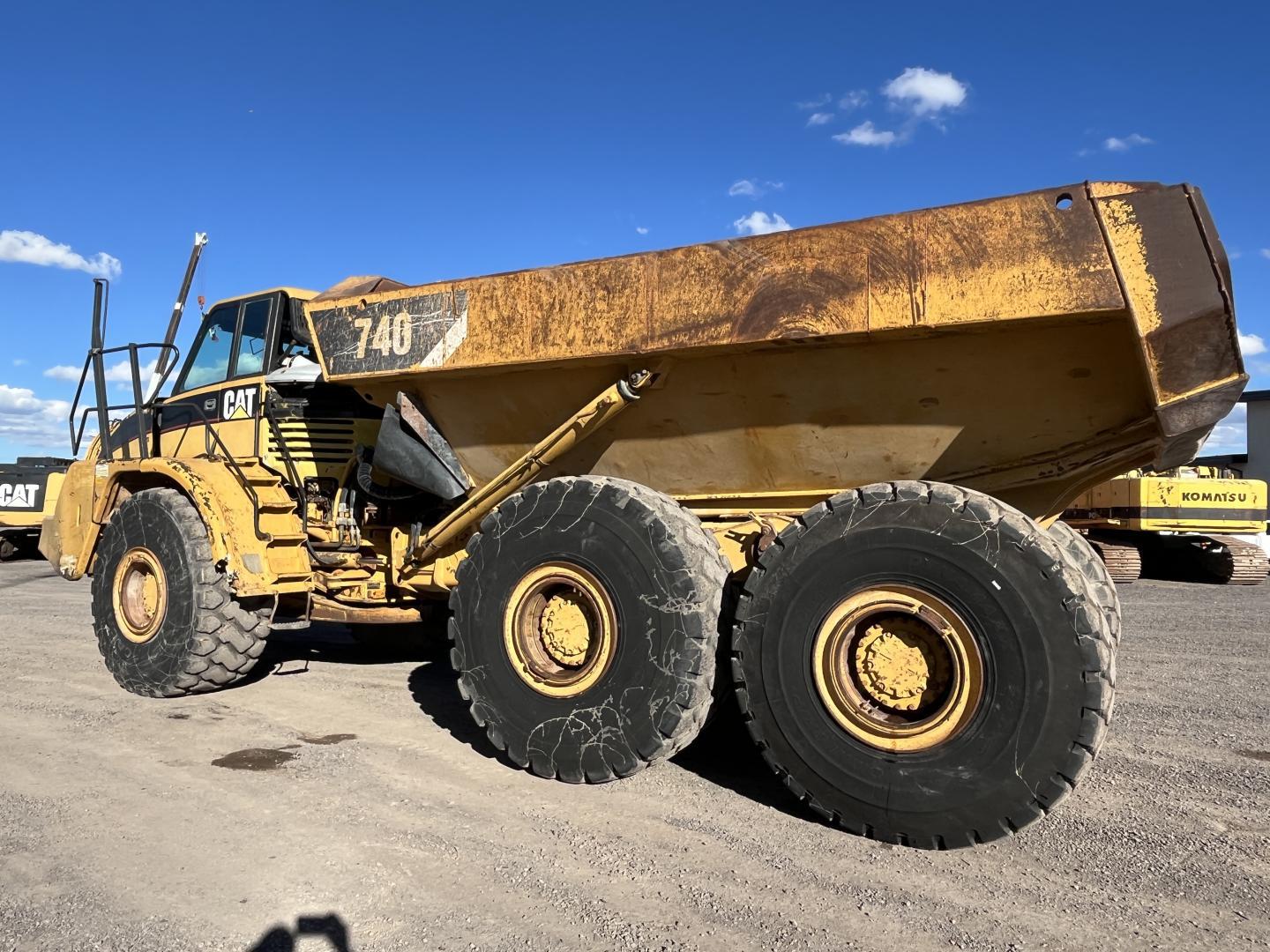 imagenes/INVOICE/2026/18865/Dompe_articulado_Caterpillar_740_13.JPG