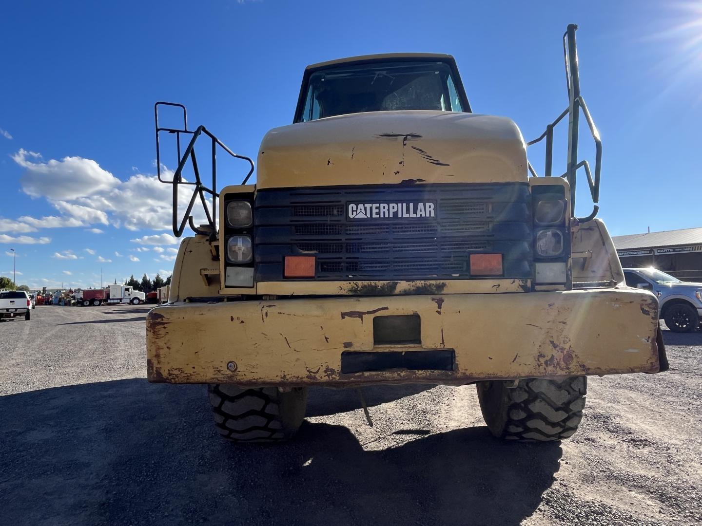 imagenes/INVOICE/2026/18865/Dompe_articulado_Caterpillar_740_16.JPG