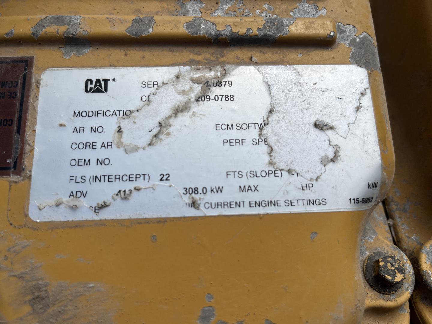 imagenes/INVOICE/2026/18865/Dompe_articulado_Caterpillar_740_26.JPG