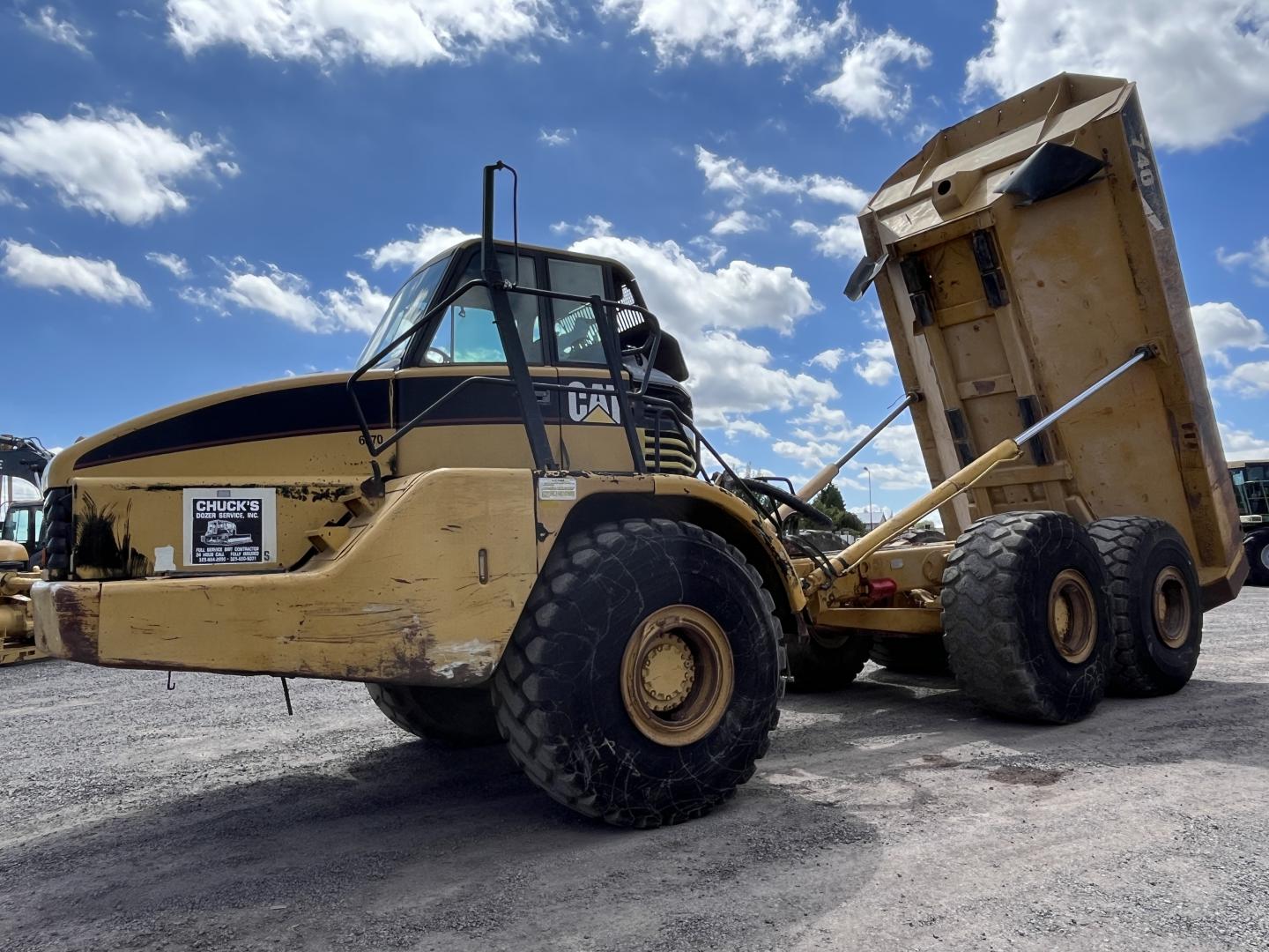 imagenes/INVOICE/2026/18865/Dompe_articulado_Caterpillar_740_42.JPG
