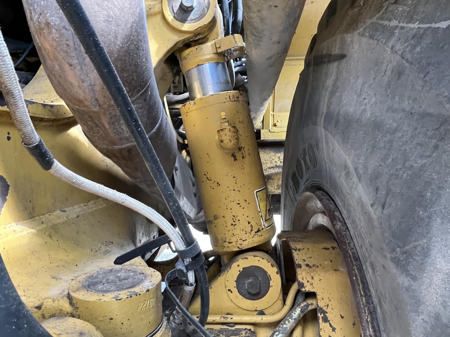 imagenes/INVOICE/2026/18865/Dompe_articulado_Caterpillar_740_53.JPG