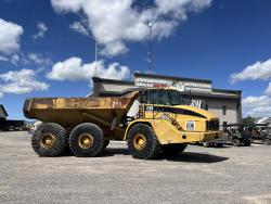 imagenes/INVOICE/2026/18865/thumbnail/Dompe_articulado_Caterpillar_740_1.JPG