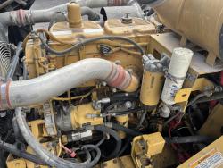 Dompe articulado Caterpillar 740