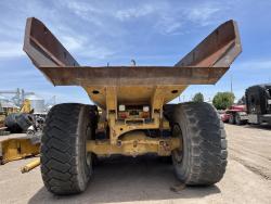 DOMPE ARTICULADO CATERPILLAR 740