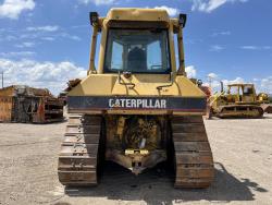 TOPADOR FRONTAL CATERPILLAR D6N