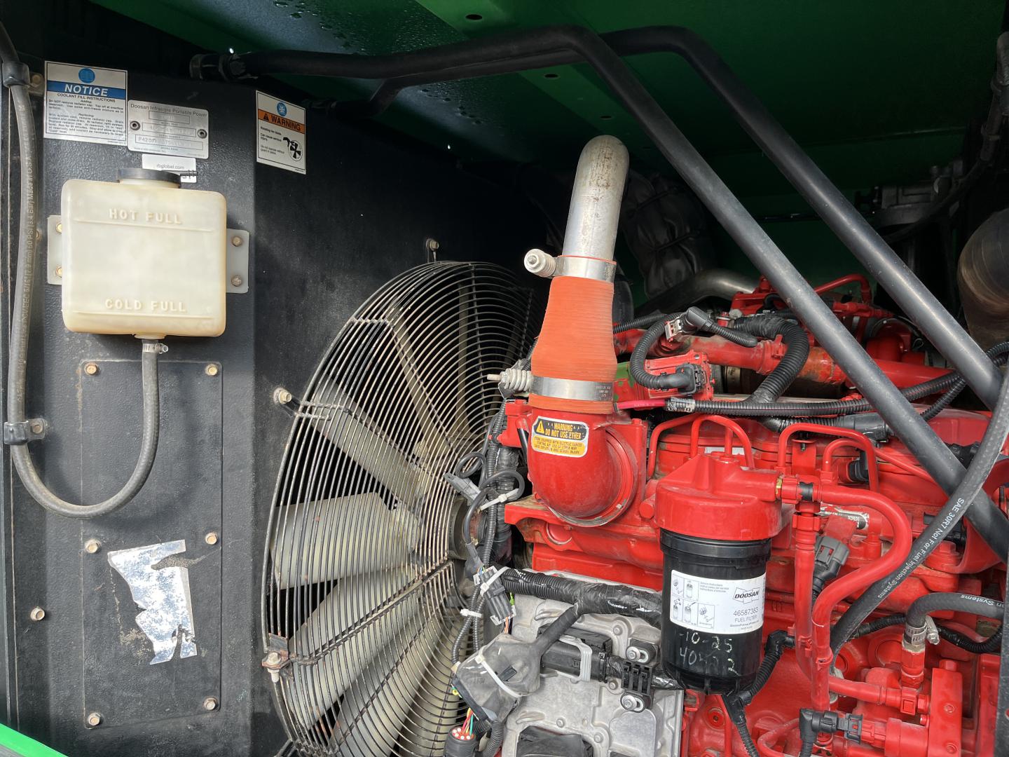 imagenes/INVOICE/2026/18871/Compresor_Doosan_P425HP375WCU-T4F_10.JPG