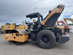 Compactador Case SV212D