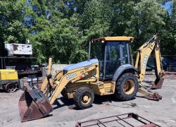 RETROEXCAVADORA JOHN DEERE 310G