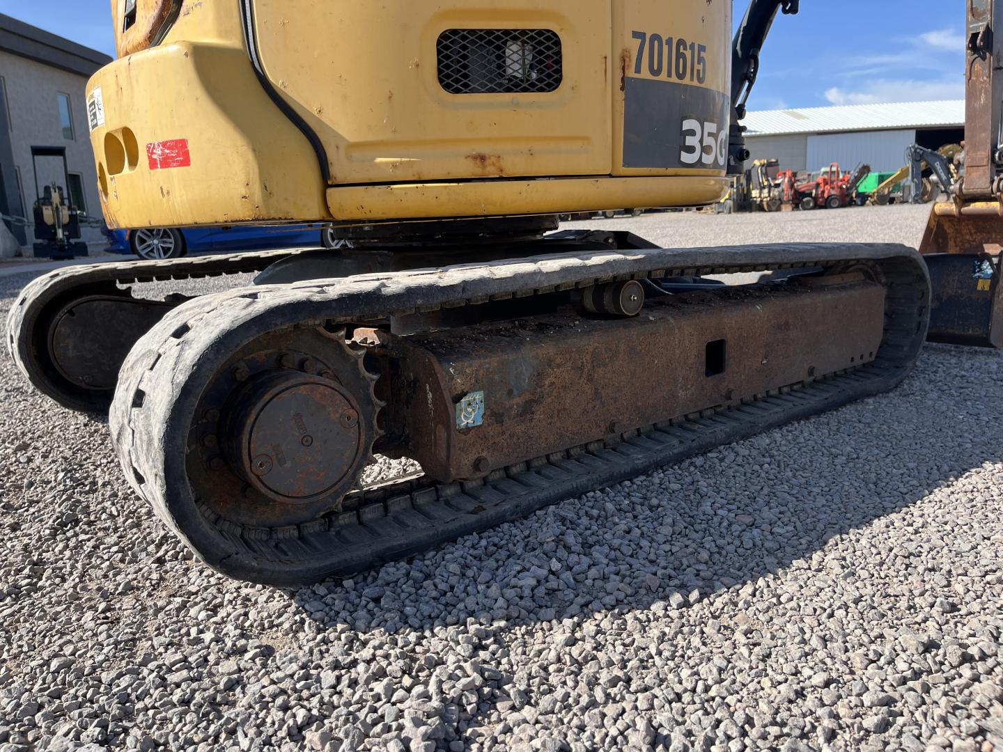 imagenes/INVOICE/2026/18915/JOHN_DEERE_35G_17.JPG