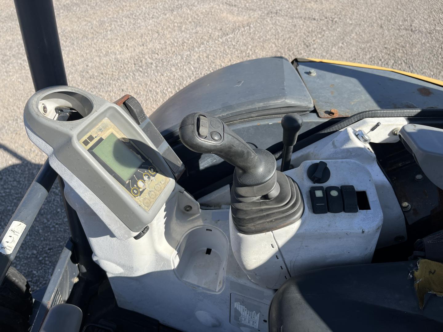 imagenes/INVOICE/2026/18915/JOHN_DEERE_35G_29.JPG