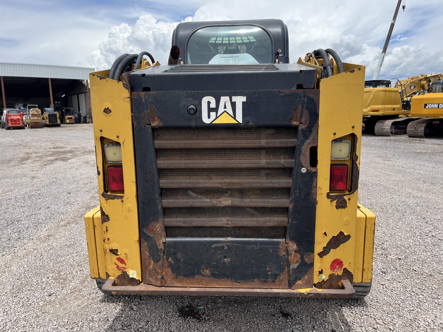 imagenes/INVOICE/2026/18921/MINICARGADOR_CATERPILLAR_279D_10.JPG