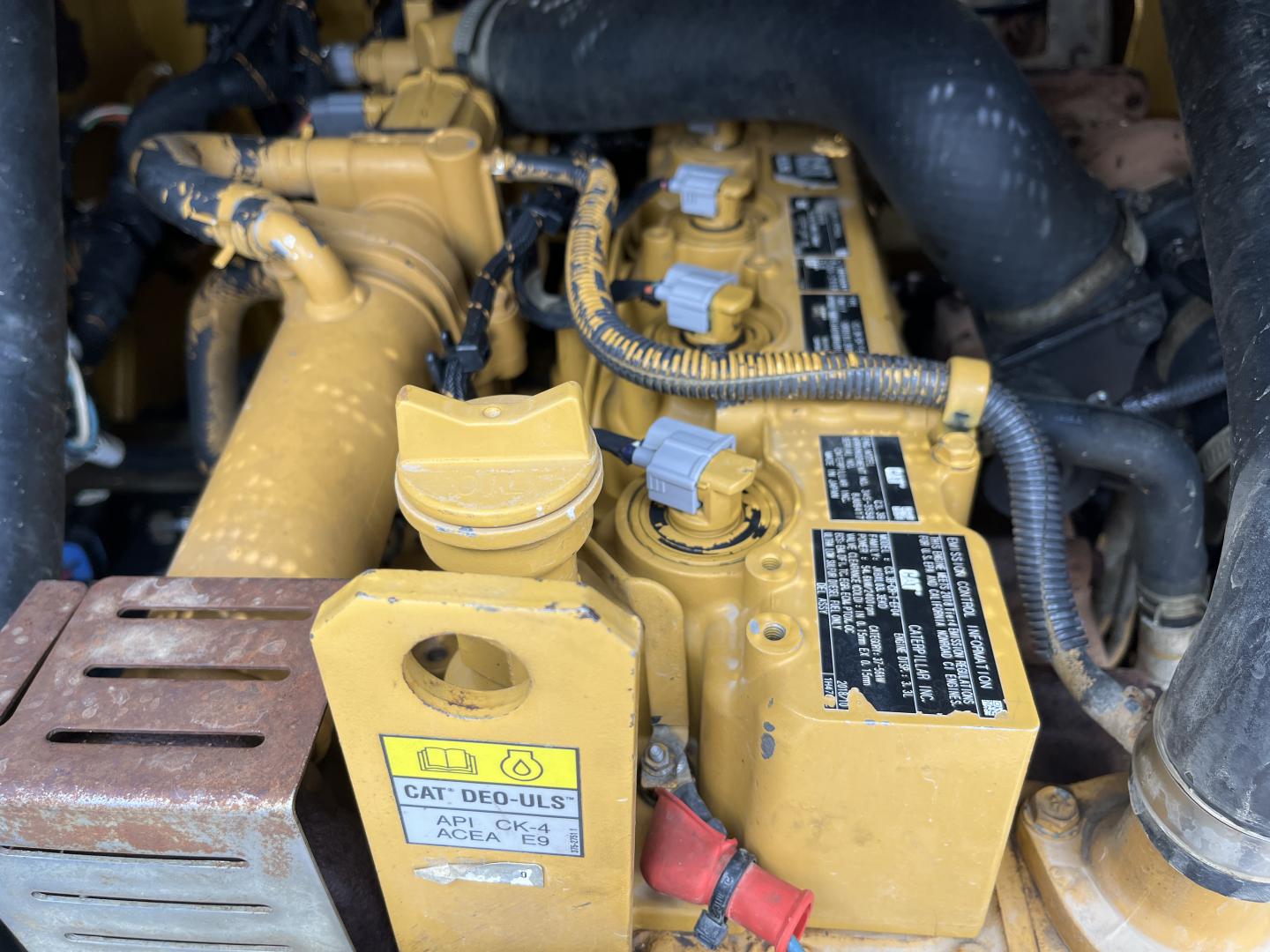 imagenes/INVOICE/2026/18921/MINICARGADOR_CATERPILLAR_279D_13.JPG