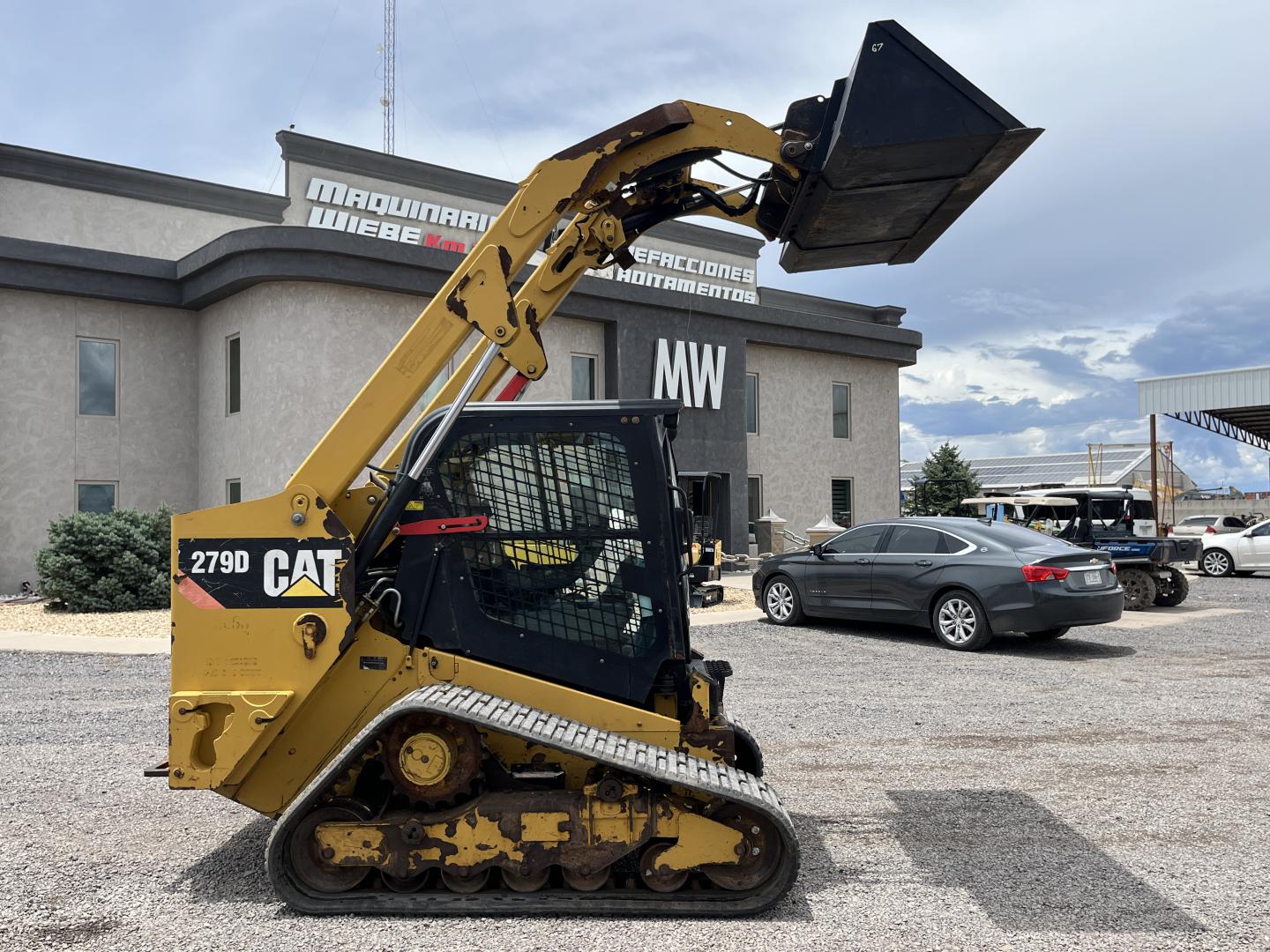 imagenes/INVOICE/2026/18921/MINICARGADOR_CATERPILLAR_279D_35.JPG