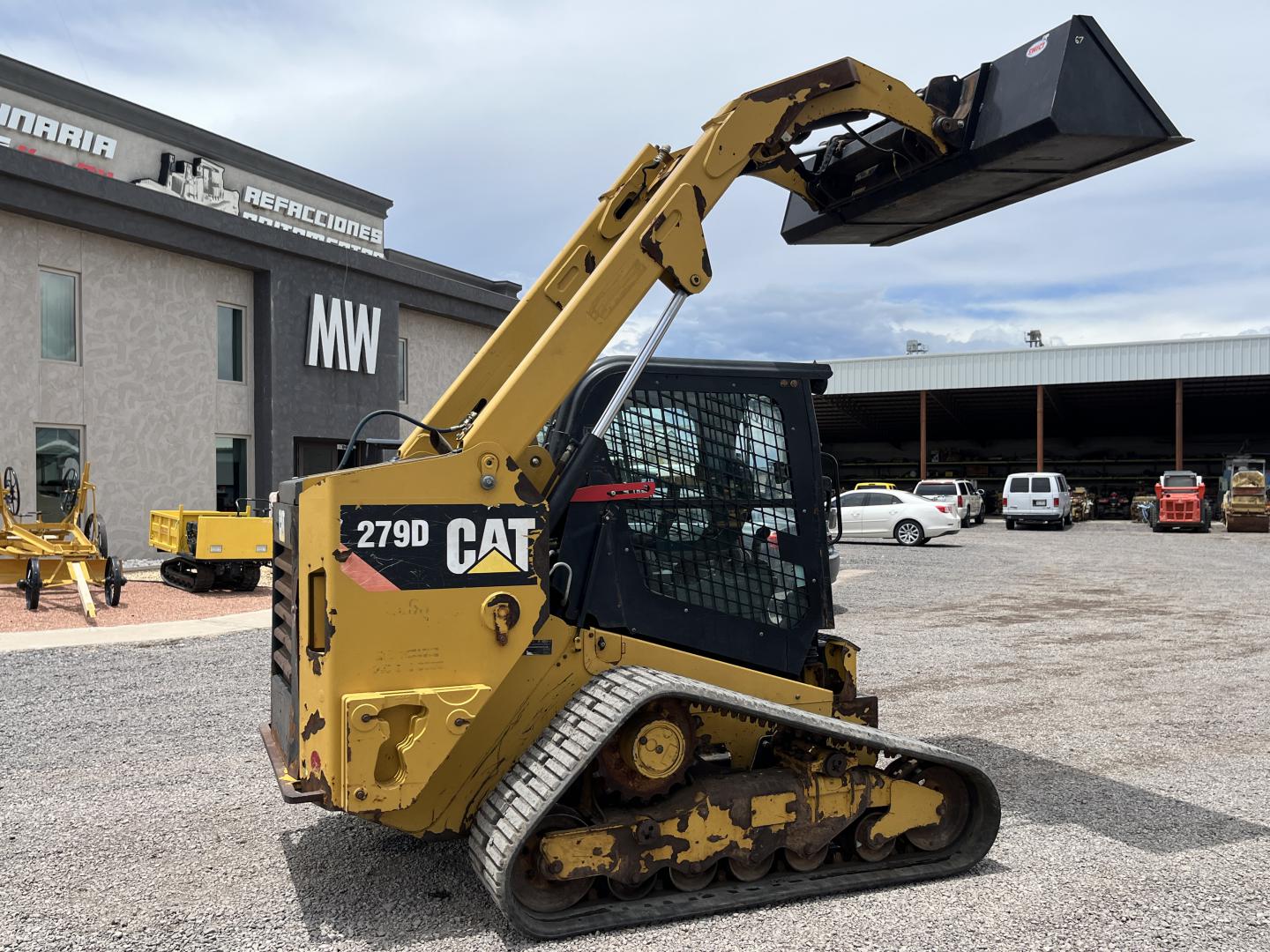 imagenes/INVOICE/2026/18921/MINICARGADOR_CATERPILLAR_279D_36.JPG