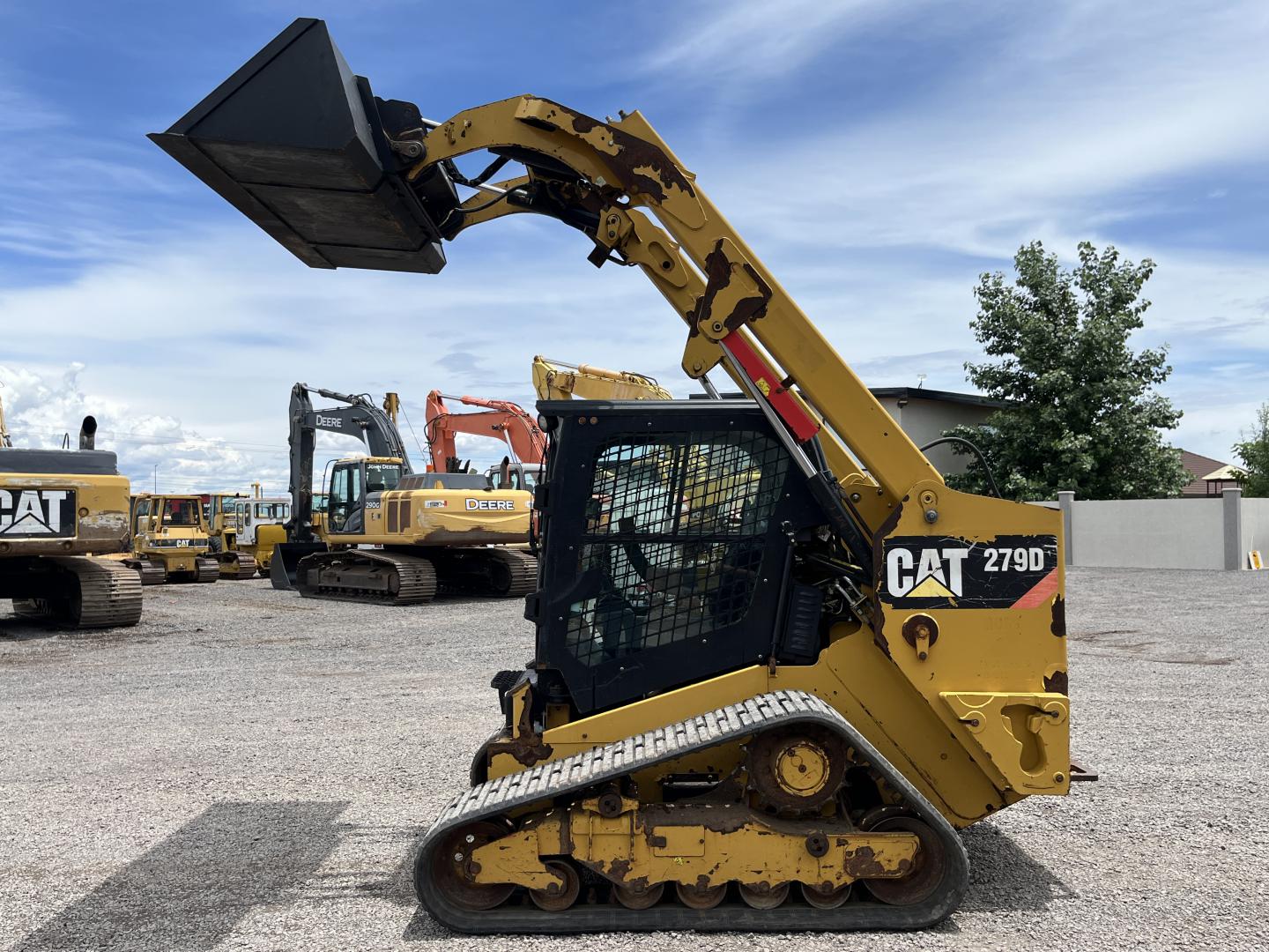 imagenes/INVOICE/2026/18921/MINICARGADOR_CATERPILLAR_279D_39.JPG