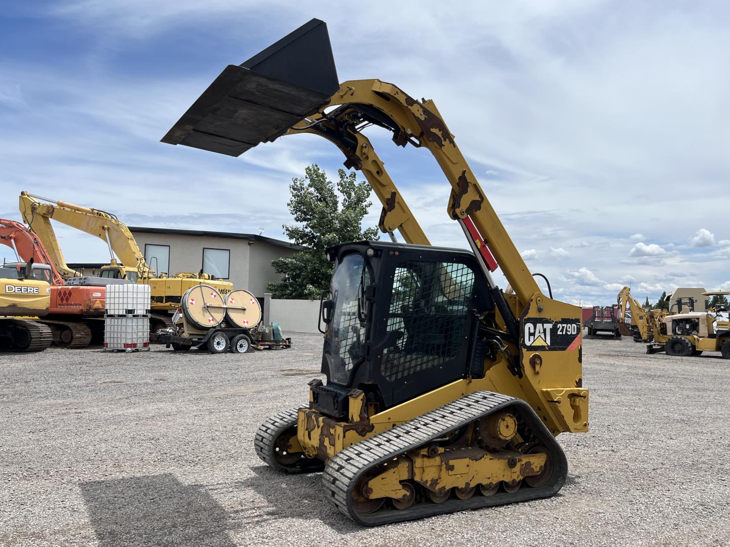 imagenes/INVOICE/2026/18921/MINICARGADOR_CATERPILLAR_279D_40.JPG