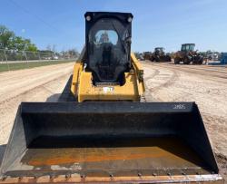 MINICARGADOR CATERPILLAR 279D