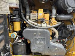 MINICARGADOR CATERPILLAR 279D