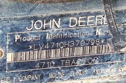 TRACTOR JOHN DEERE 4710