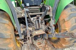 TRACTOR JOHN DEERE 4710
