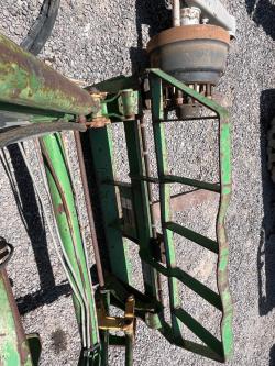 TRACTOR JOHN DEERE 4710
