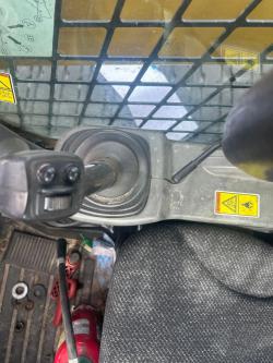 MINICARGADOR CATERPILLAR 297D2XHP