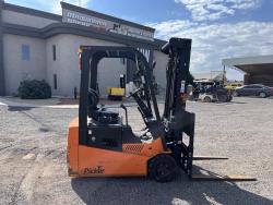 MONTACARGA EP EQUIPMENT EFLV18-189 SS