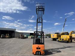 MONTACARGA EP EQUIPMENT EFLV18-189 SS