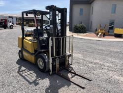 MONTACARGA YALE GLP050RG