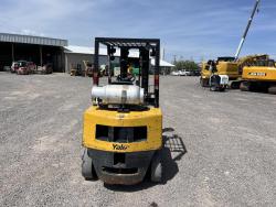 MONTACARGA YALE GLP050RG