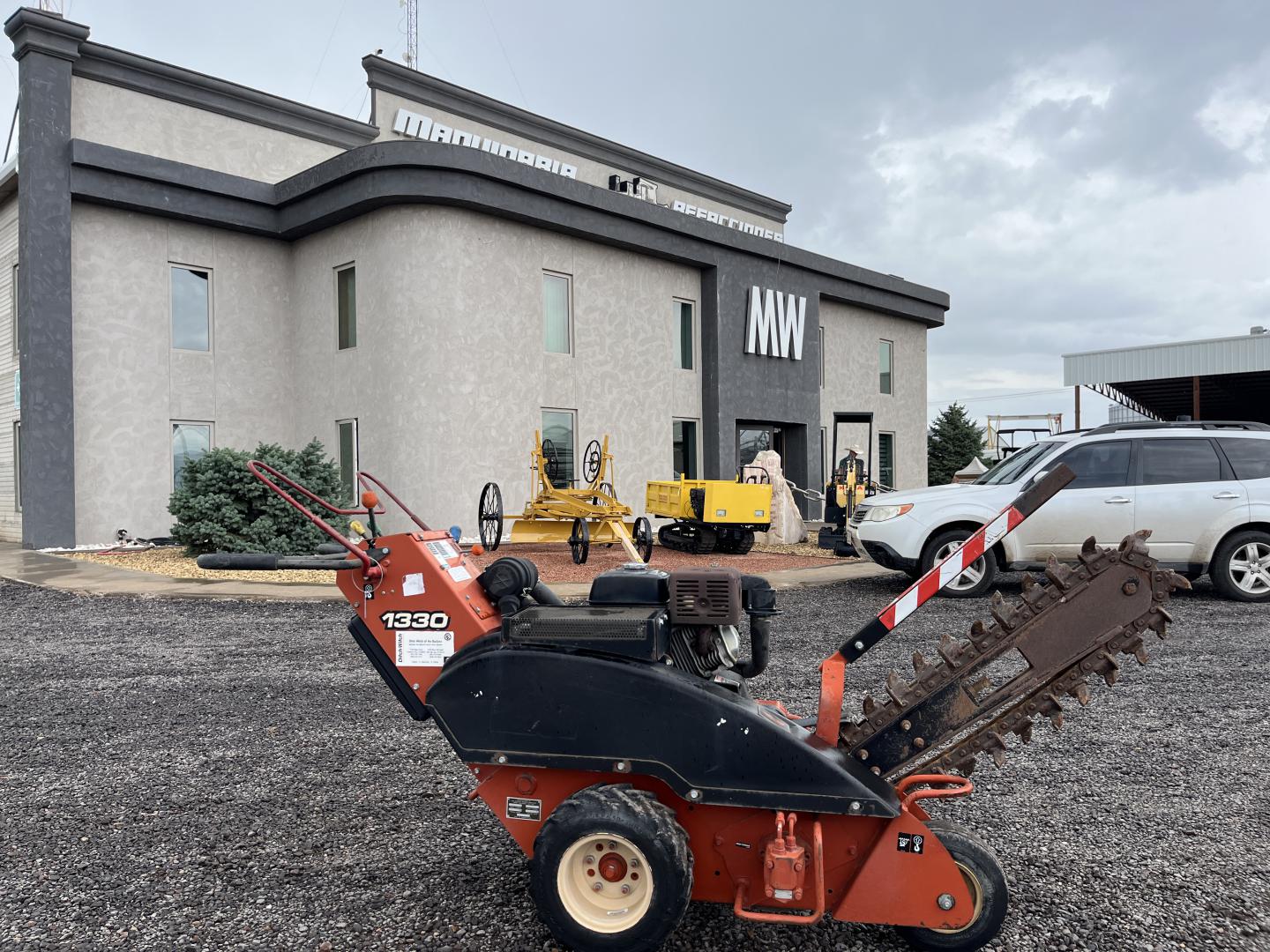 imagenes/INVOICE/2026/18952/ZANJADORA_DITCH_WITCH_1330HE_3.JPG