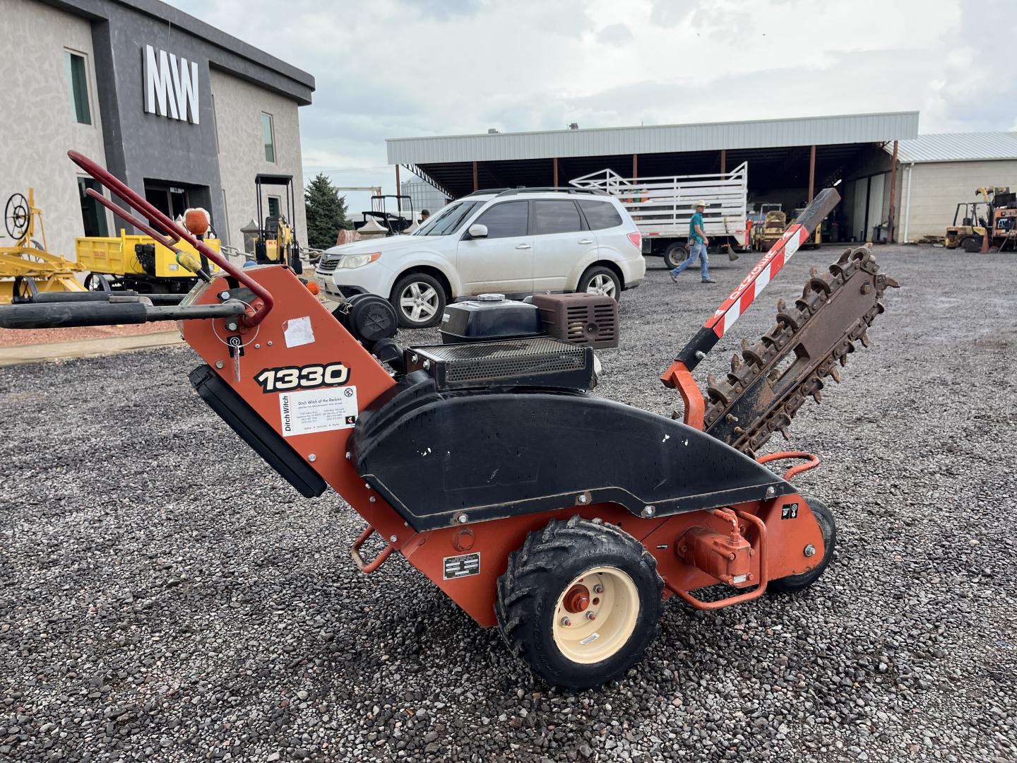 imagenes/INVOICE/2026/18952/ZANJADORA_DITCH_WITCH_1330HE_5.JPG