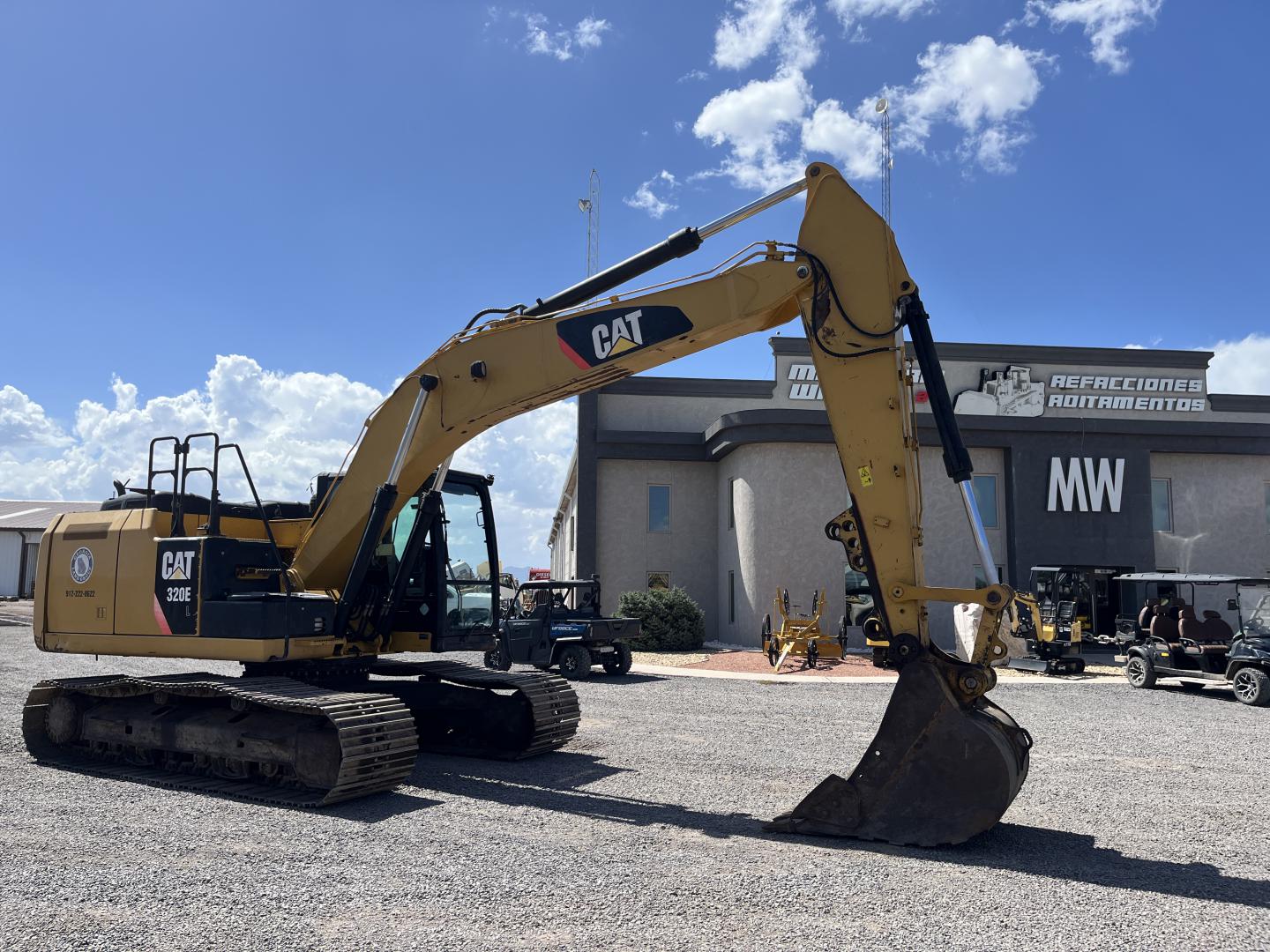 imagenes/INVOICE/2026/18954/Excavadora_Caterpillar_320EL_2.JPG