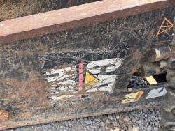 Maertillo hidraulico CAT H63