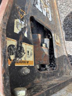 Maertillo hidraulico CAT H63