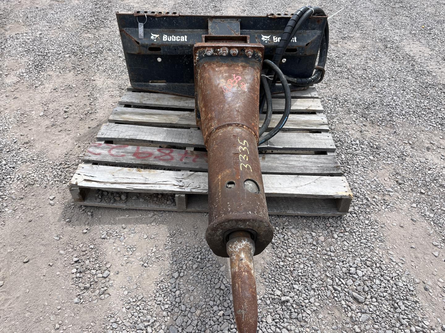 imagenes/INVOICE/2026/18961/MARTILLO_HIDRAULICO_BOBCAT_HB980_1.JPG